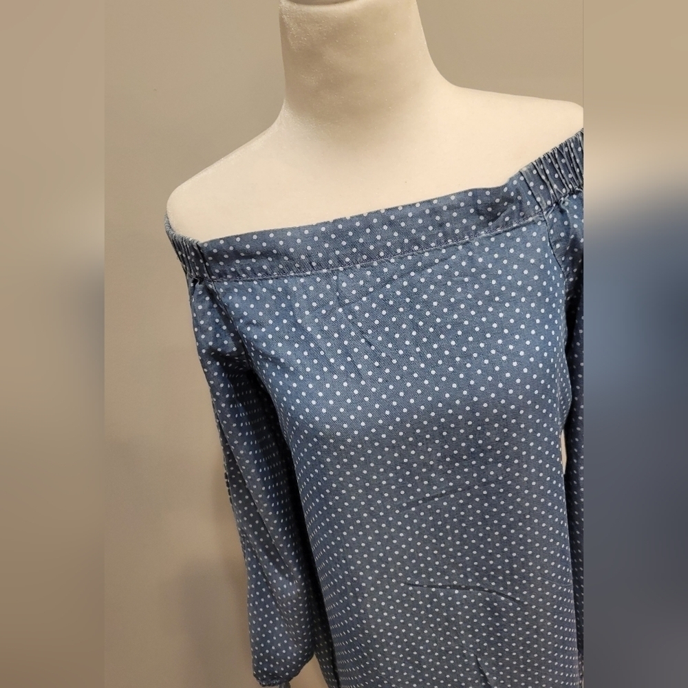 Alison Andrew Denim Blouse Cold Shoulders Color: Blue Size S - Picture 2 of 5